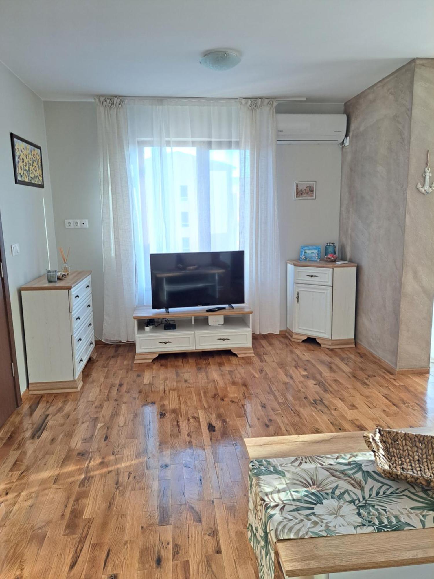 Megi Apartments, Nesebar Sity Kültér fotó