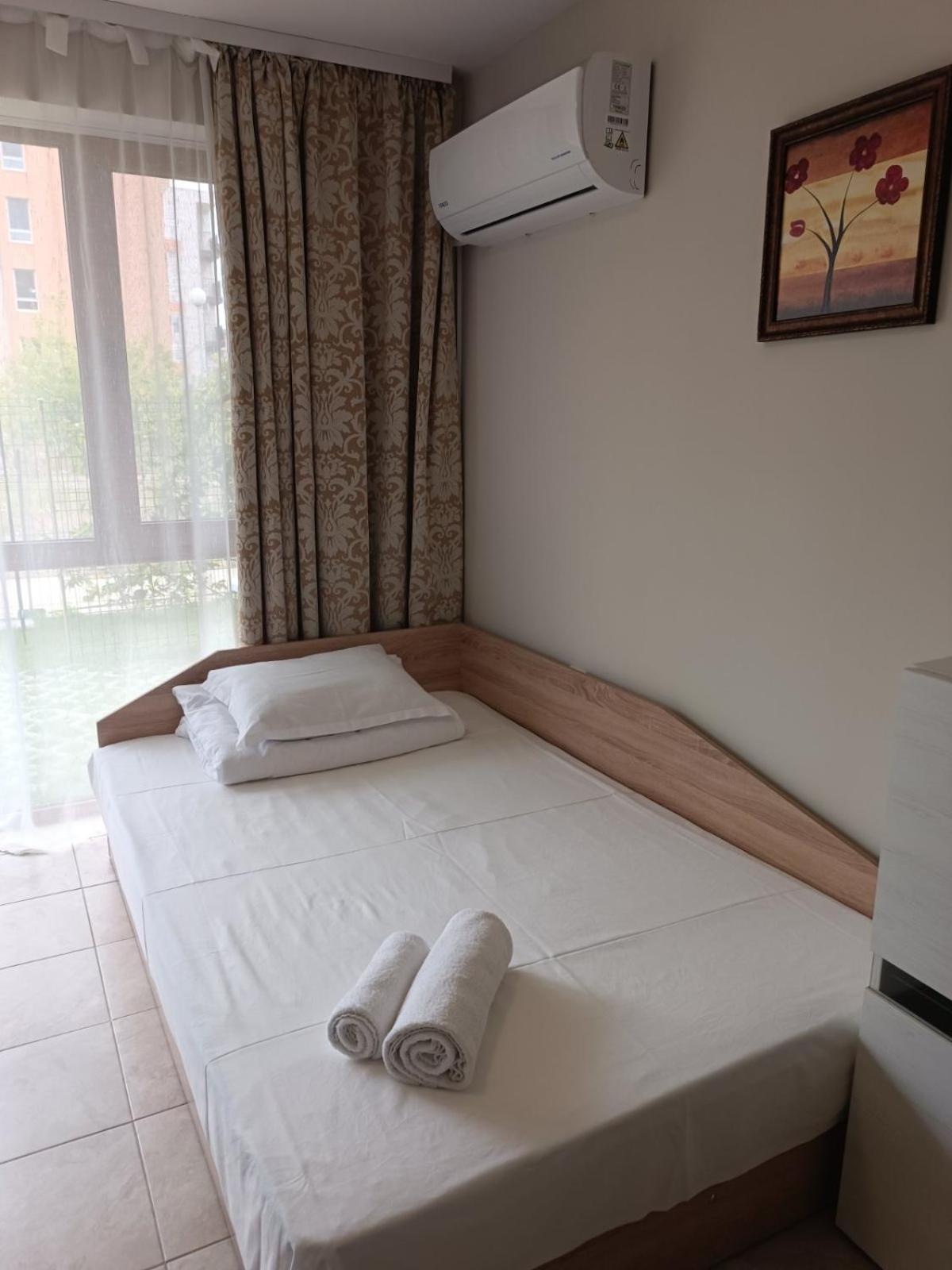 Megi Apartments, Nesebar Sity Kültér fotó